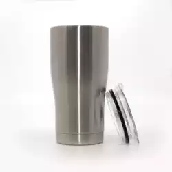 Vaso térmico con curva 20oz acero con tapa 675