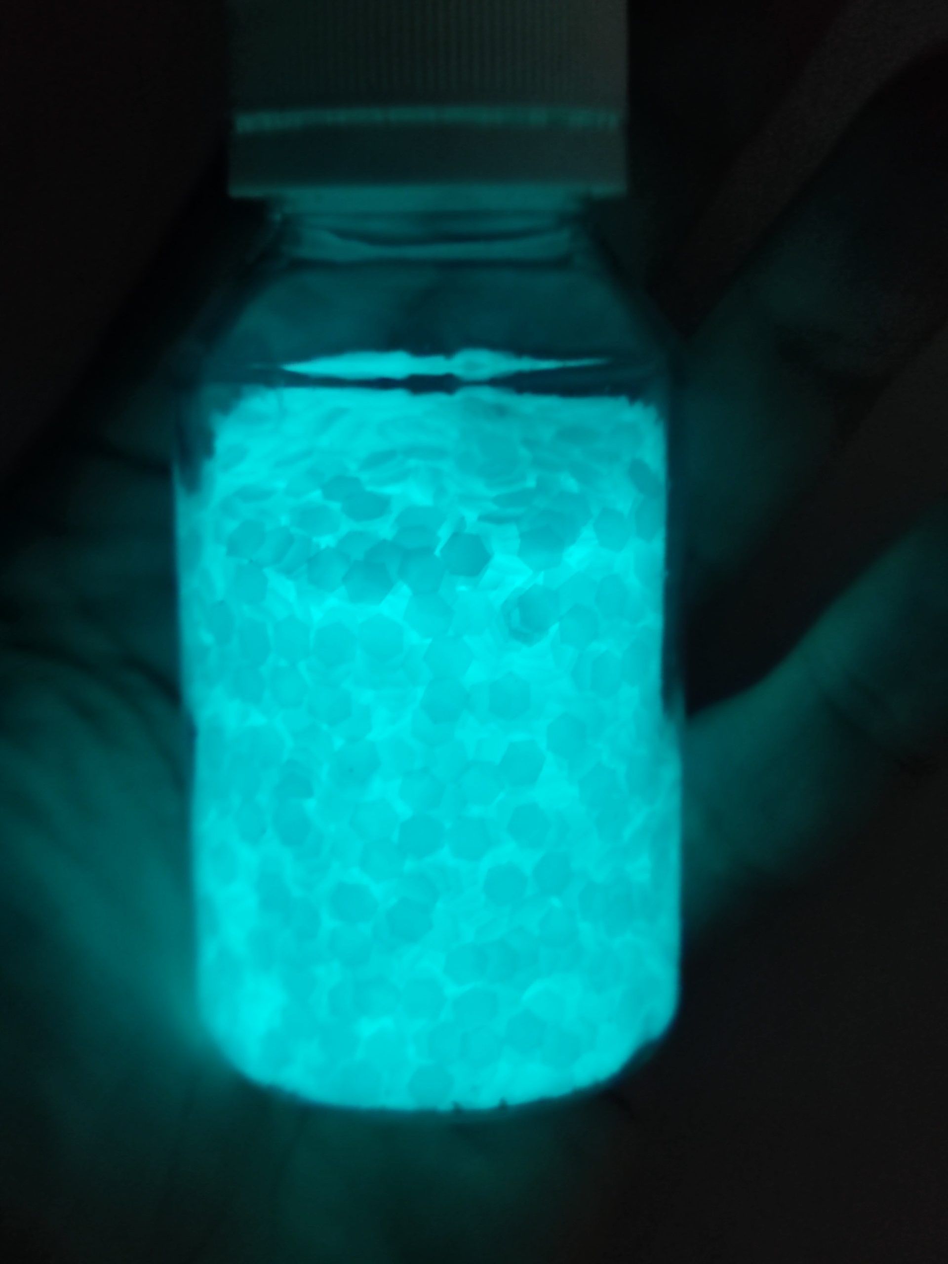 Glitter grueso Glow in the Dark azul 40gr 854 - Imagen 4